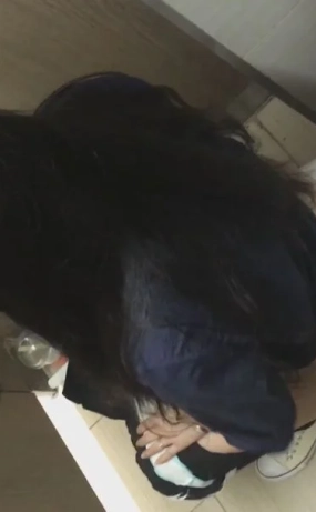 이름모를 화장실 몰래카메라