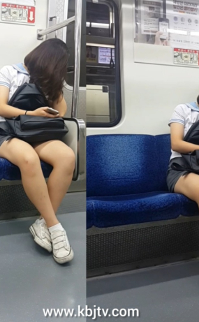 지하철에서 조는 여고딩(원본)