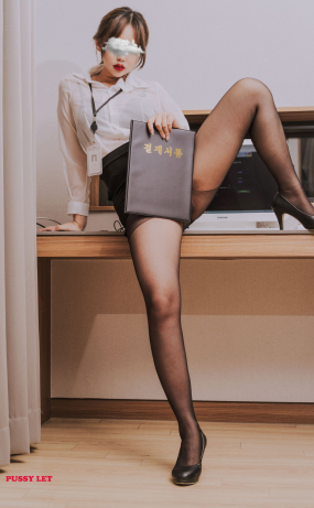 PUSSYLET_Cony No.05 Vol.7 – Office girl