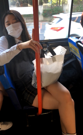 버스 옆자리애(원본)