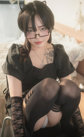 PURE MEDIA VOL.272 JELLY (젤리) – CUTE GIRL’S XEX BOUDOIR