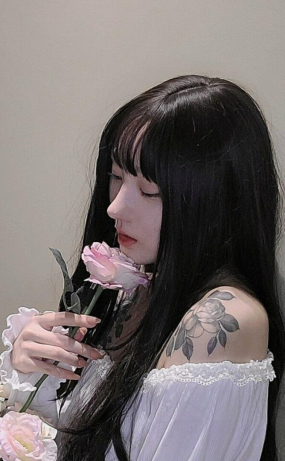 brat_suyeon에 대한 몇 가지 자료