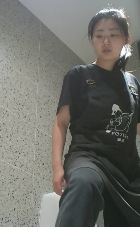 Voyeur24110702