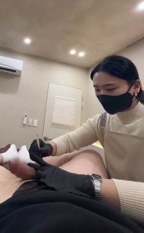 [왁싱샾] 쿠퍼액 질질싸며 여자 왁서와 대화