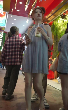 Voyeur24112301
