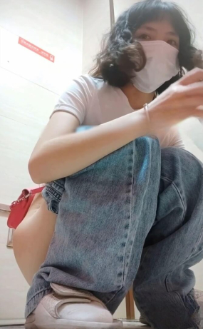 Voyeur24112601