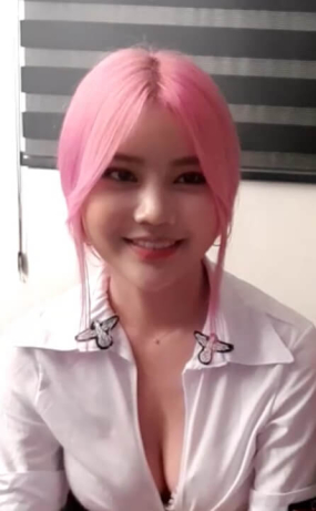 가호_연에인급 인형같은 존예게스트