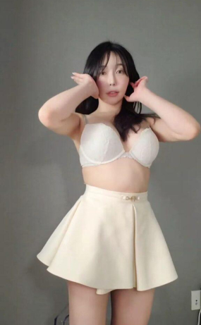김리아99