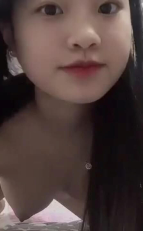 얼공자위녀 3명