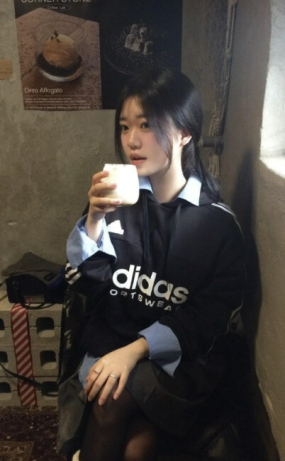 강아지문신녀_교수와 학생