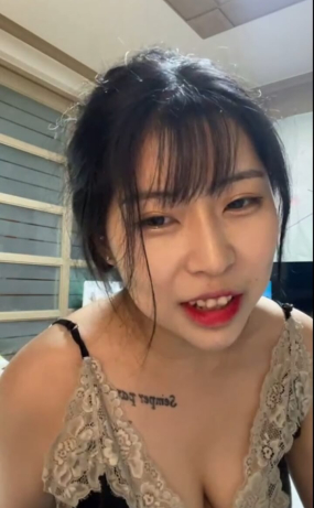 대구타투녀 앞면뒷고