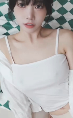 배라소니 baerasoni 목구멍 페티쉬