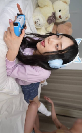 HNL-102 Haneul Dont let her win the game